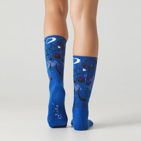 Athletic Miro Figures at Night - Azul