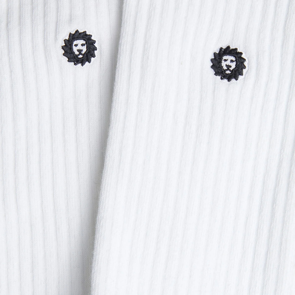 5 x Athletic Essentials Lion - Blanco