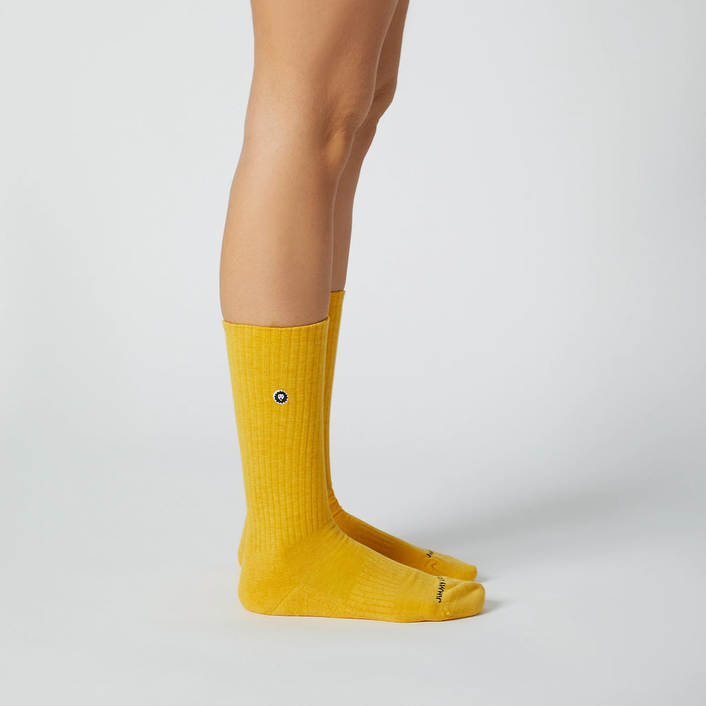 Athletic Essentials Lion - Yellow