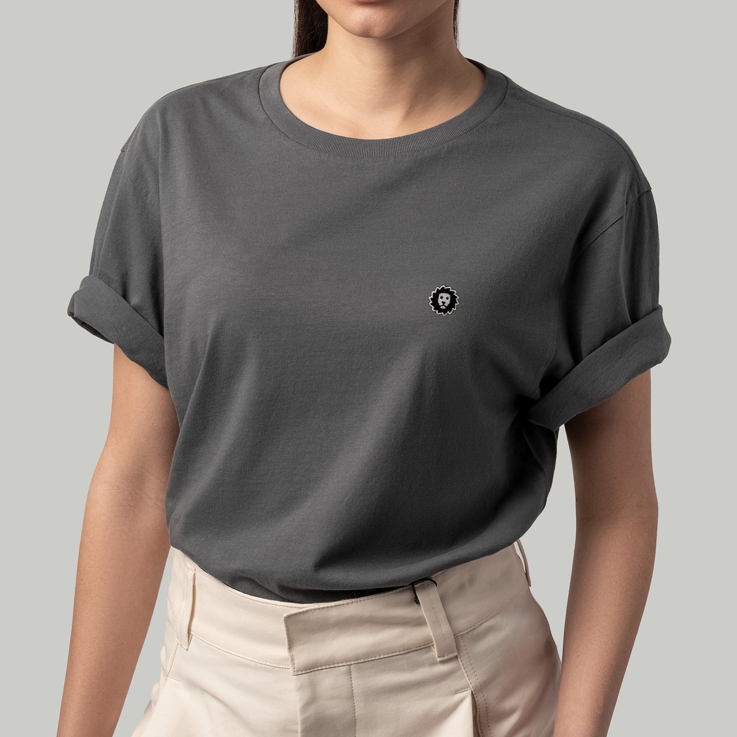 Lion Tee Essentials - Charcoal