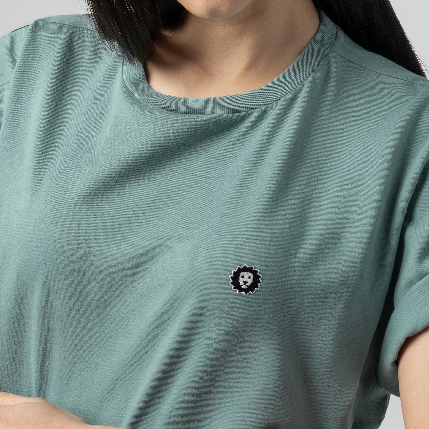 Lion Tee Essentials - Sage Green